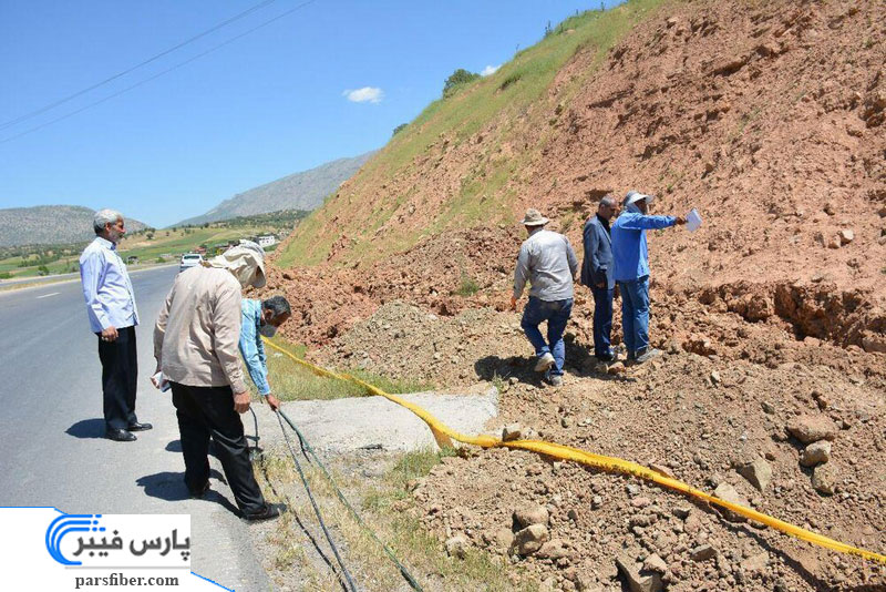 حفاری و کابل کشی زمینی فیبر نوری