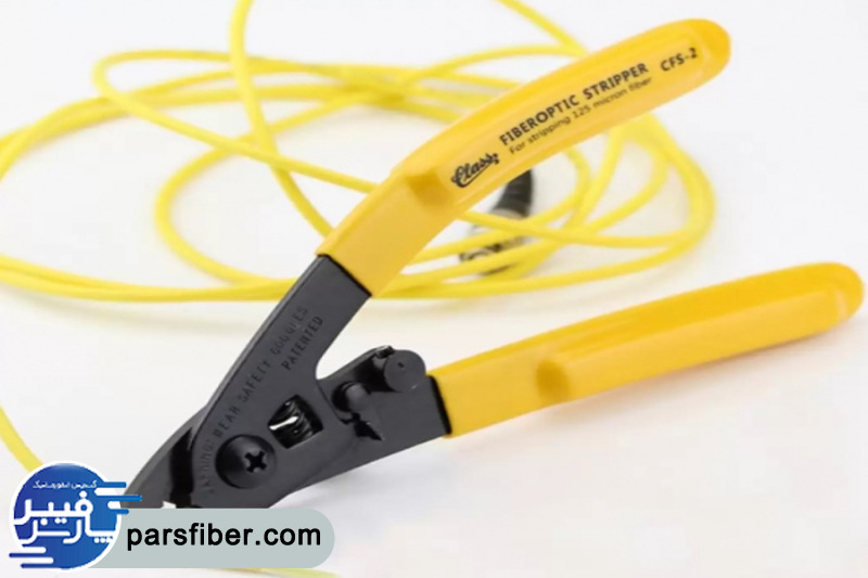 اهمیت استفاده از استریپر فیبر نوری در کار با فیبر 